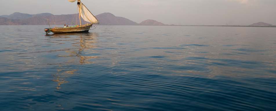 Lake Malawi Dhow Cruise - Classic Zambia and Malawi