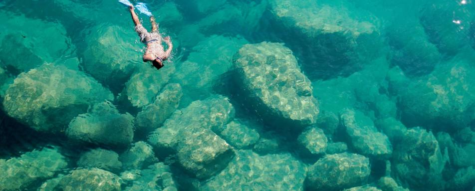 Snorkelling in Lake Malawi - Classic Zambia and Malawi