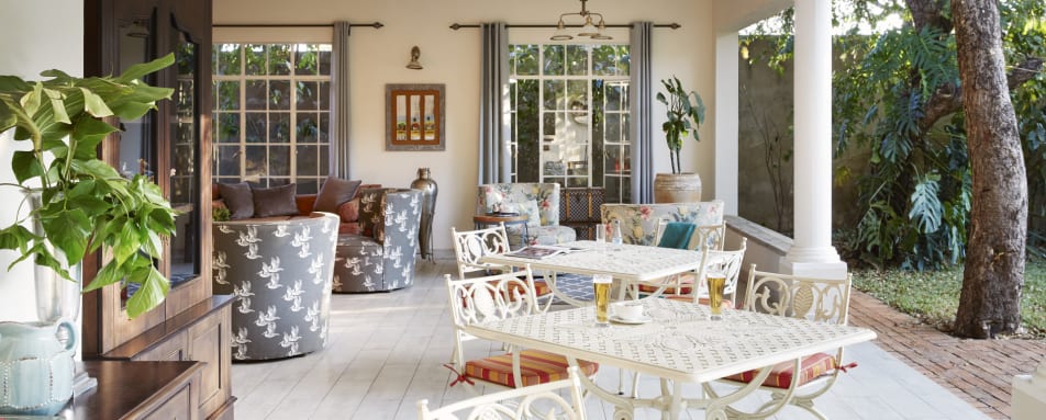 Batonka Flame Lily Seating 