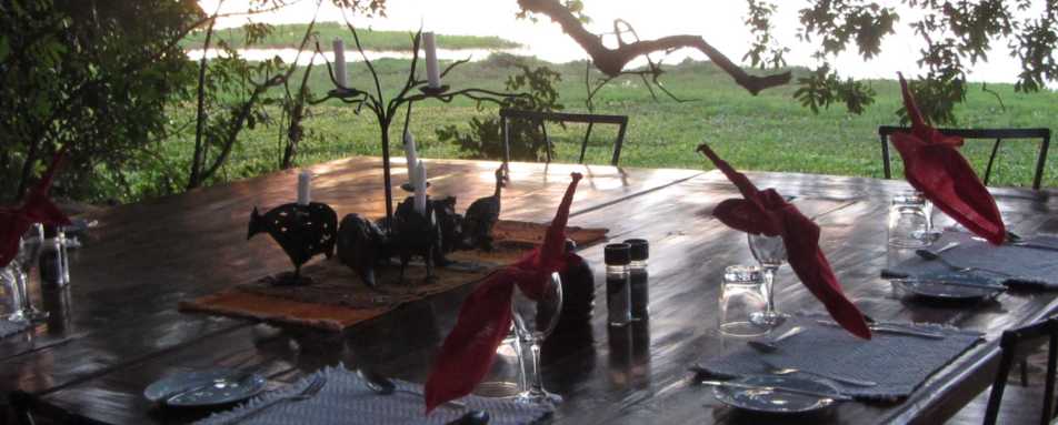 Dining table - Goliath Safari Camp