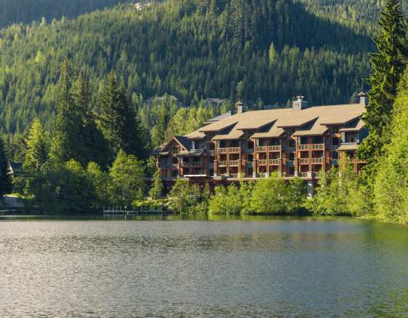 Nita Lake Lodge