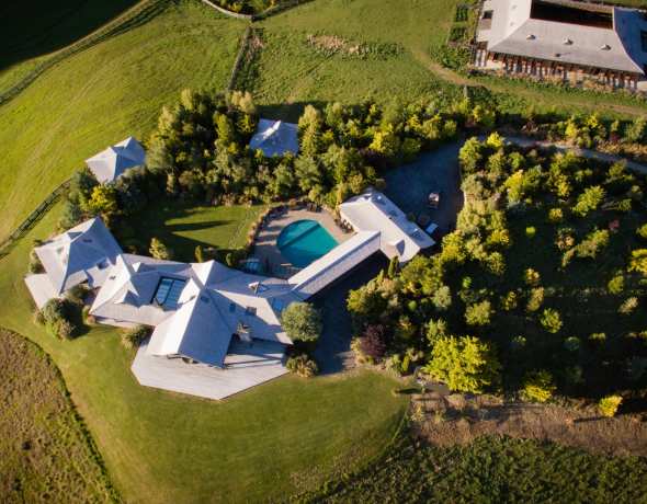 Mahu Whenua Ridgeline Homestead &amp; Eco Sanctuary
