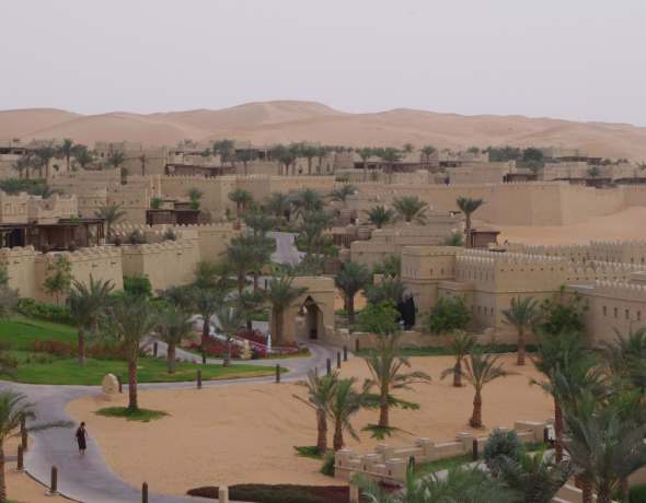 Qasr Al Sarab Desert Resort by Anantara