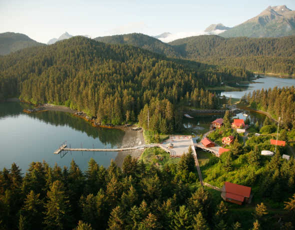 Tutka Bay Lodge
