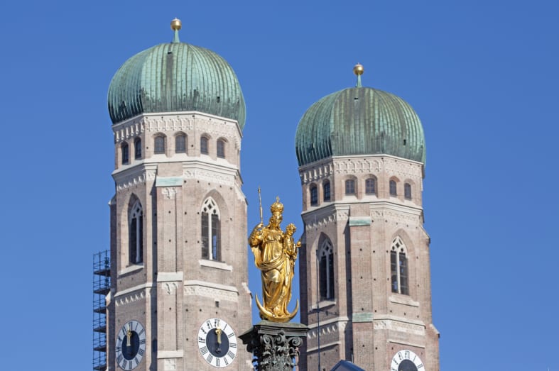 Munich 2 towers 