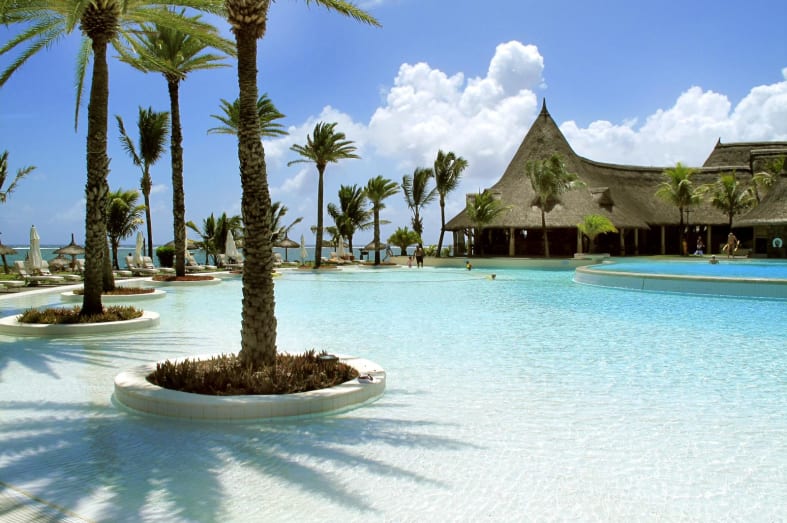 Constance Belle Mare Plage Pool - Golf in Mauritius