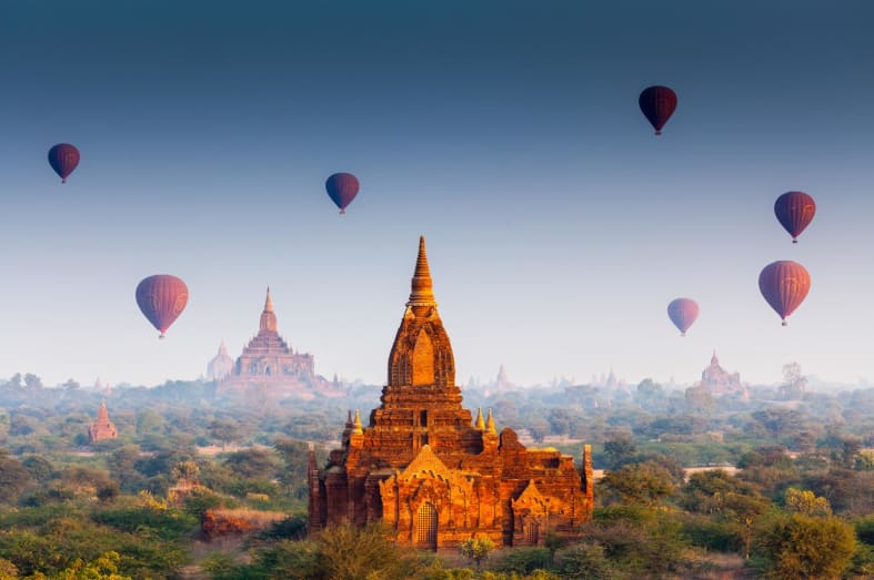 Balloons over Bagan - Family Holiday to Burma for Teenagers