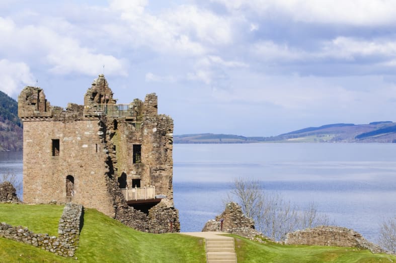 Urquhart Castle and Loch Ness 
