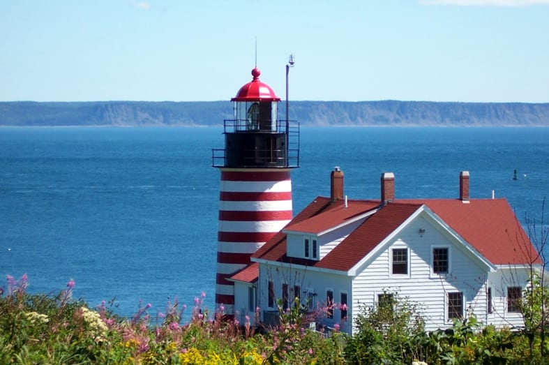 Maine lighthouse - New England for Couples