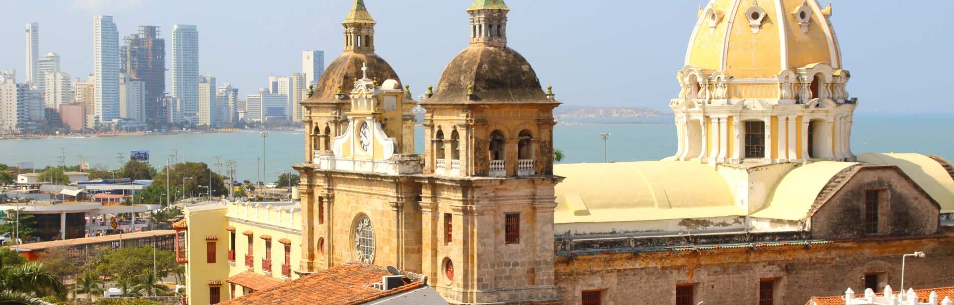 Ultimate Colombia & Galapagos 