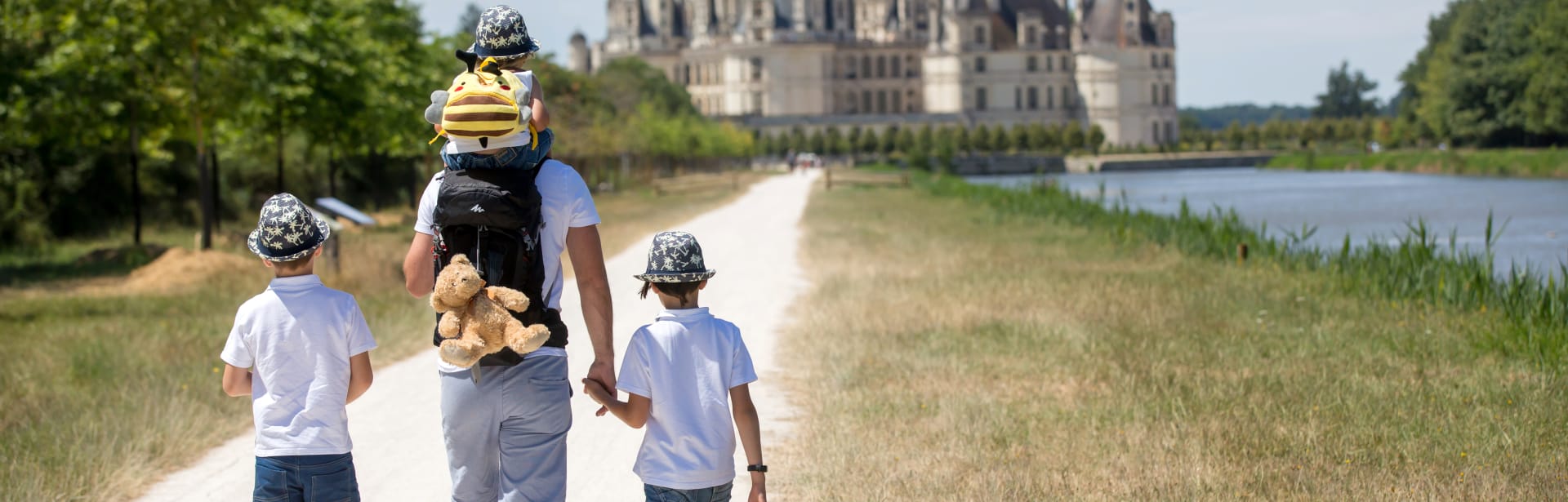 A Royal Family Adventure: Paris, Versailles & Loire Valley 