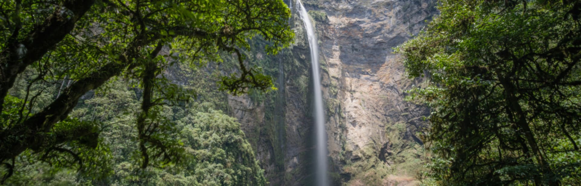 Iconic Gocta Falls, Kuelap and Machu Picchu 
