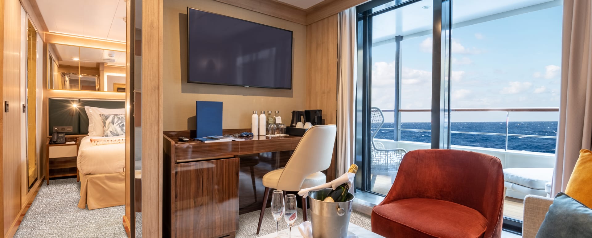 Superior Suite 