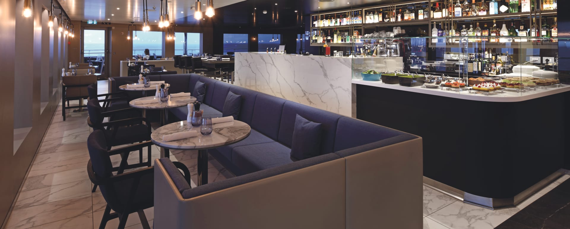 Azur Cafe 