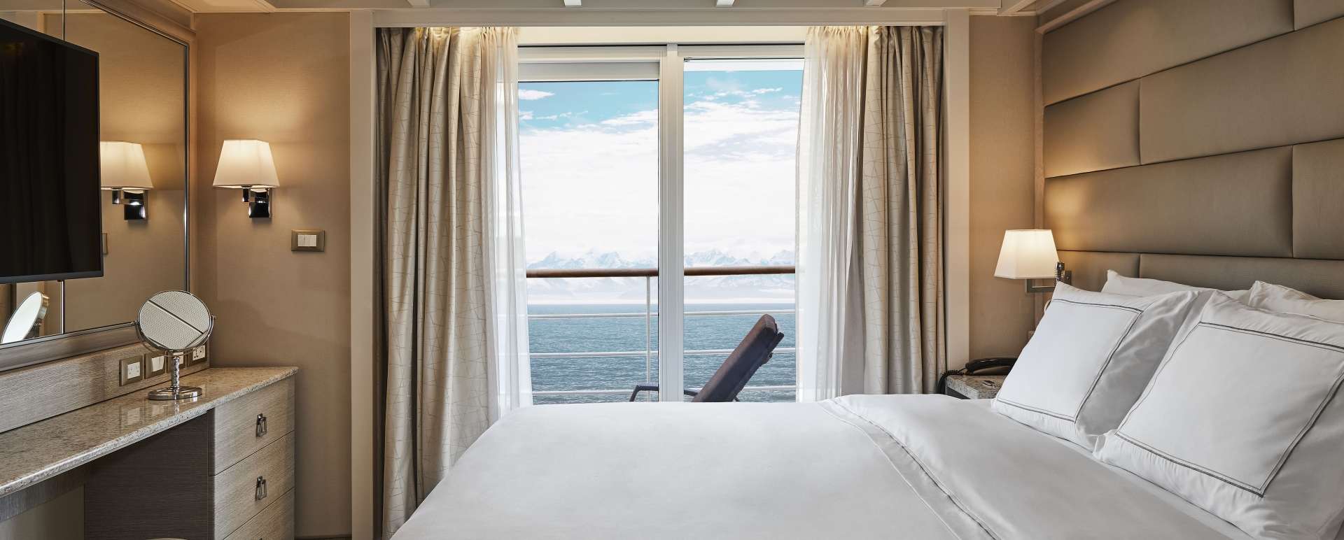 Comfortable interiors - Silver Cloud 