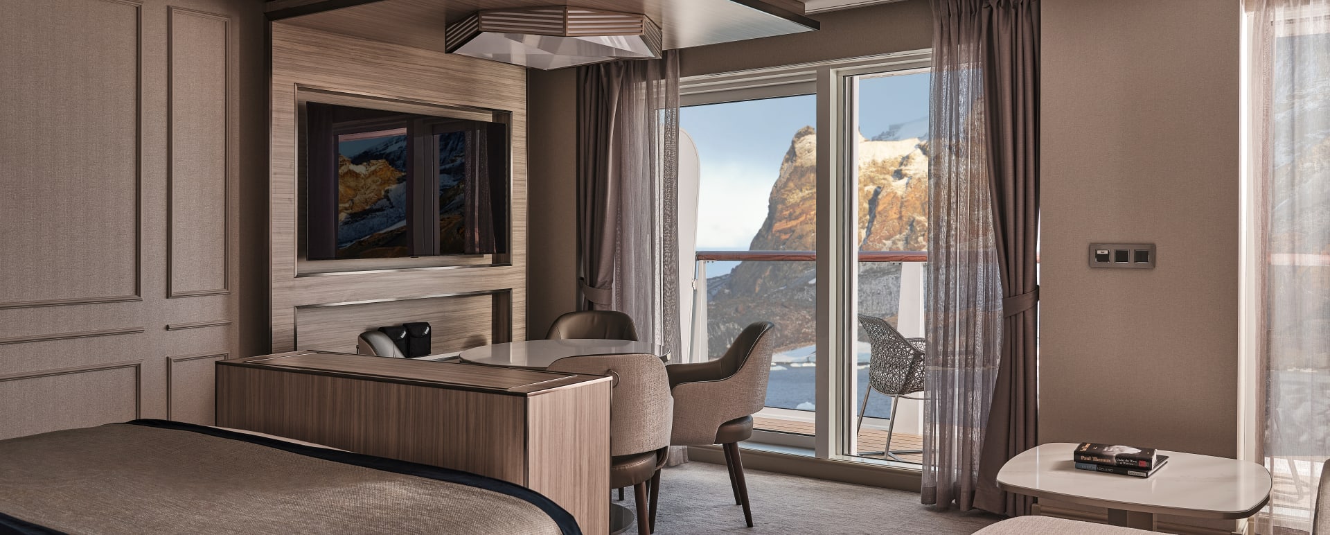 Silver Suite 