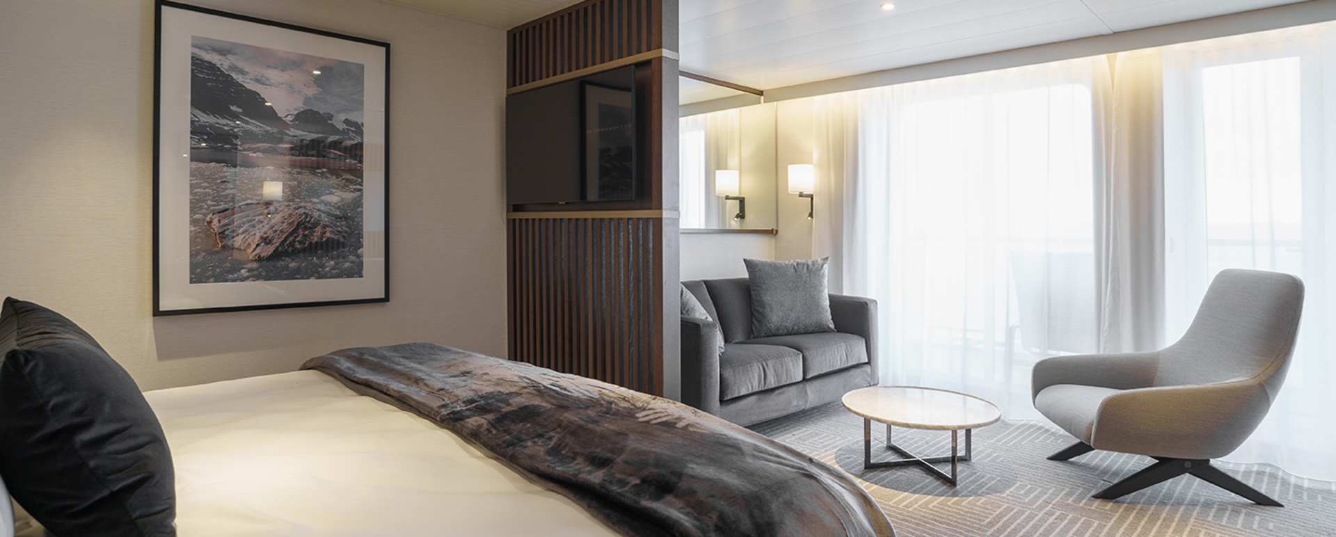Penthouse Suite Cabin  