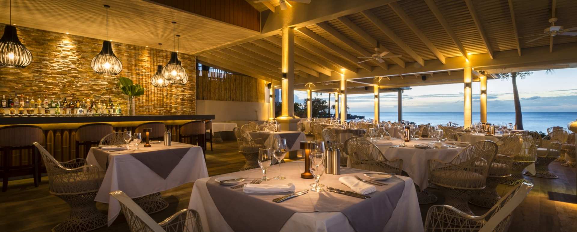 Cove Restaurant - Blue Waters 