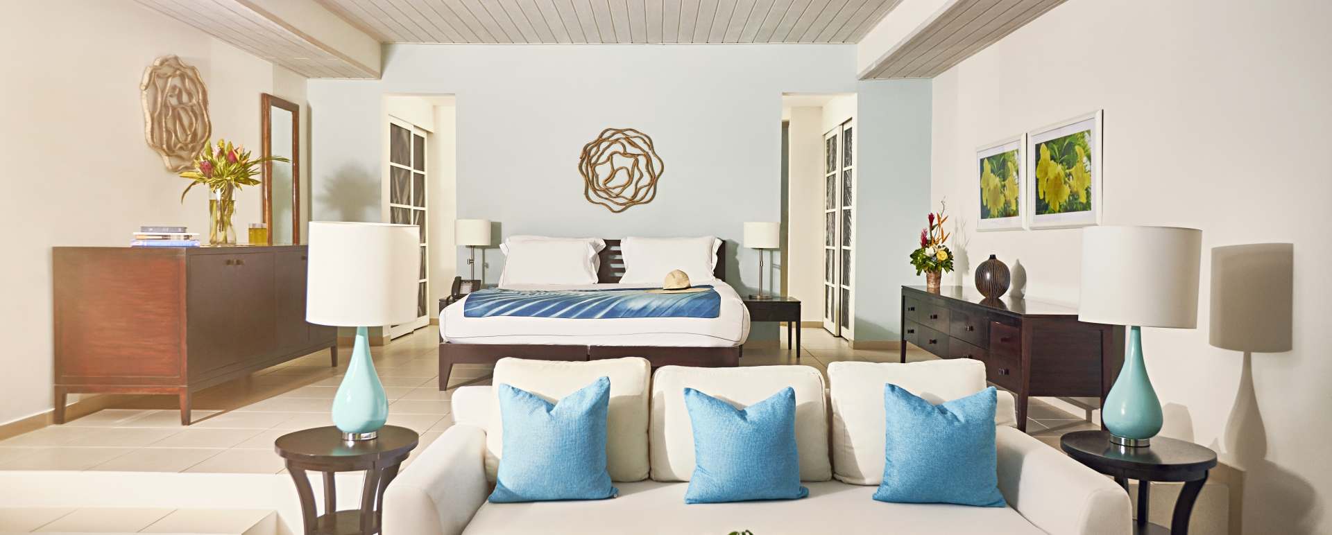 CB Bay Suite 