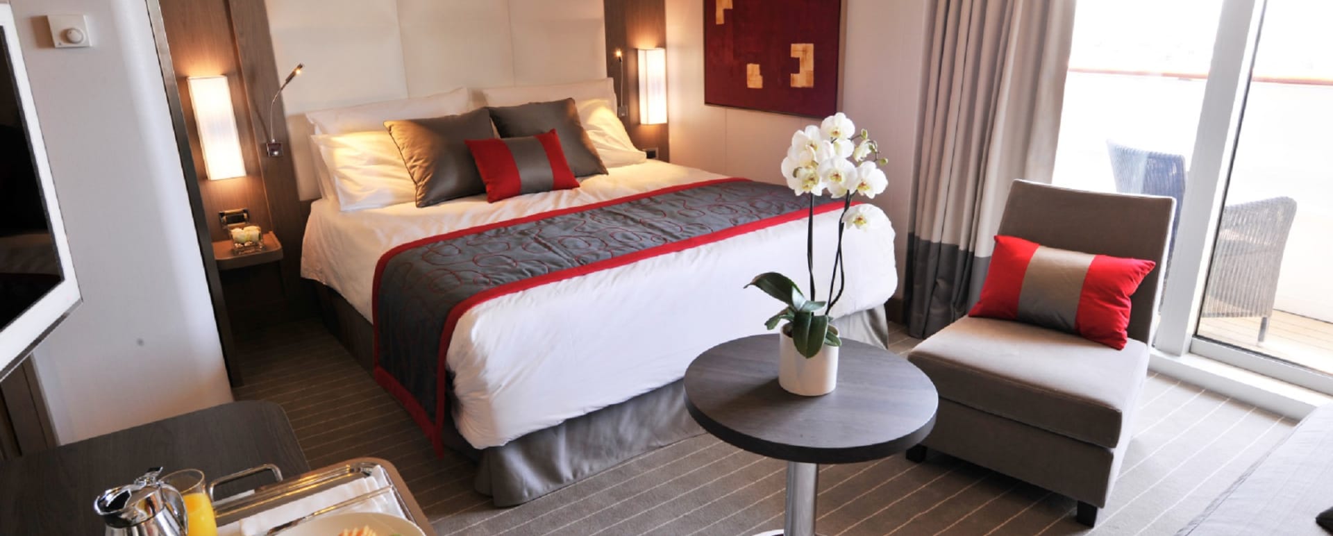 Deluxe Suite 