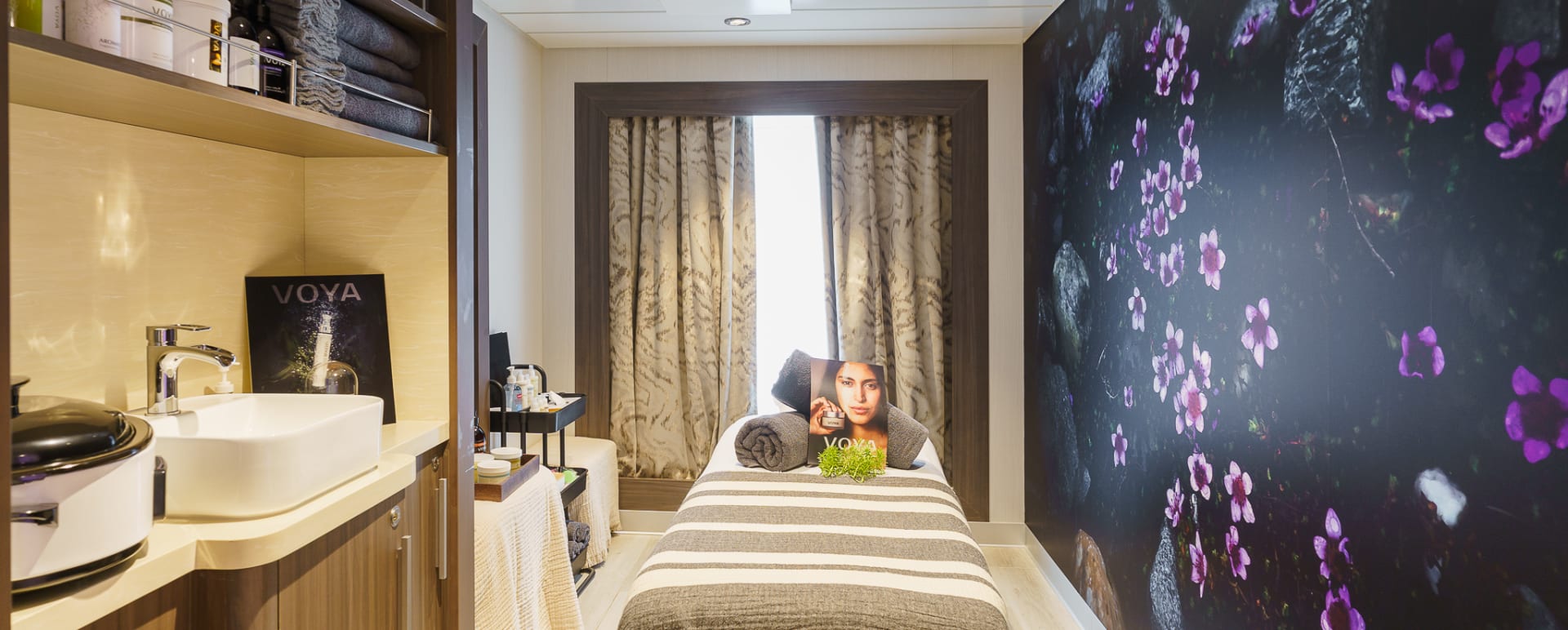 Treatment room 