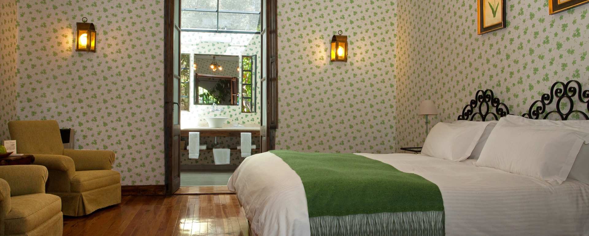 Old House guestroom - Finca Adalgisa