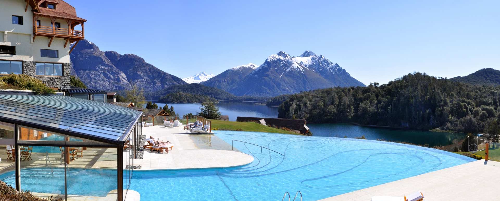 Swimming pool - Llao Llao Hotel and Resort 