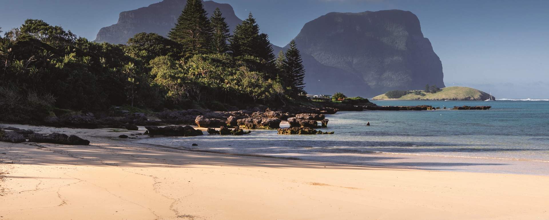 Old Settlement Beach - Arajilla 