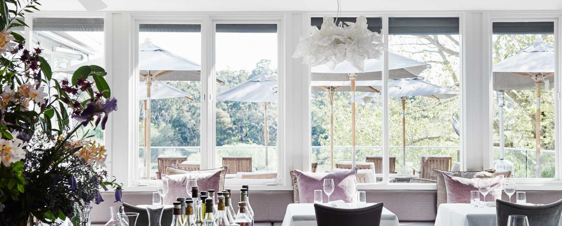 The Restaurant - Lake House 