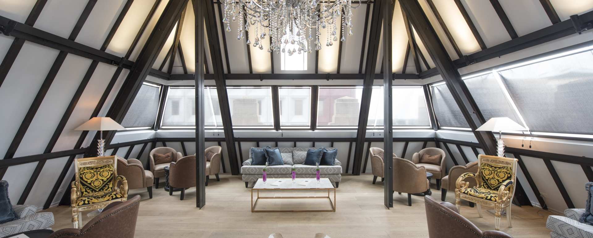Hennessy Bar - Mayfair Hotel Adelaide