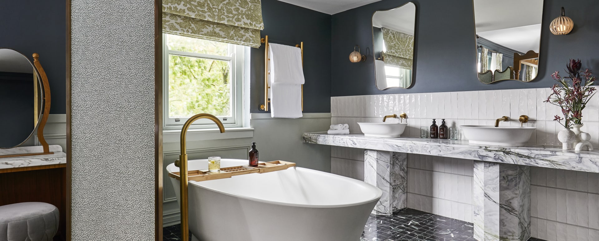 Premier Suite Bathroom 