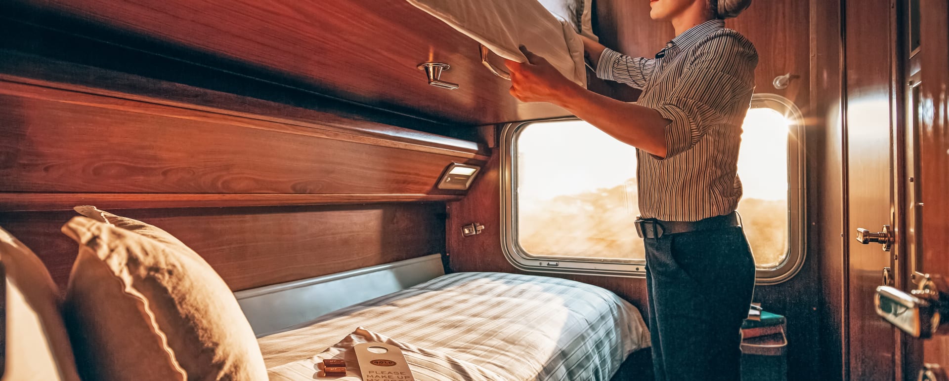 Gold Service Cabin 