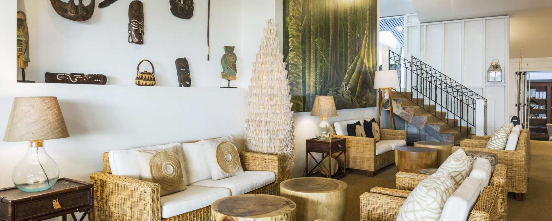 Brigadier Lounge - The Reef House 