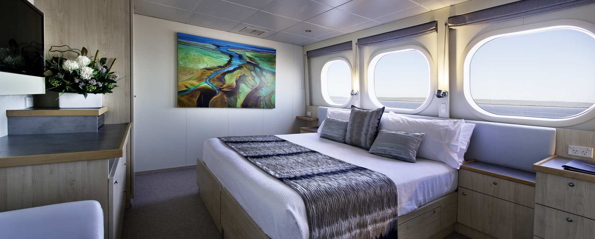 Explorer Class Cabin - True North 