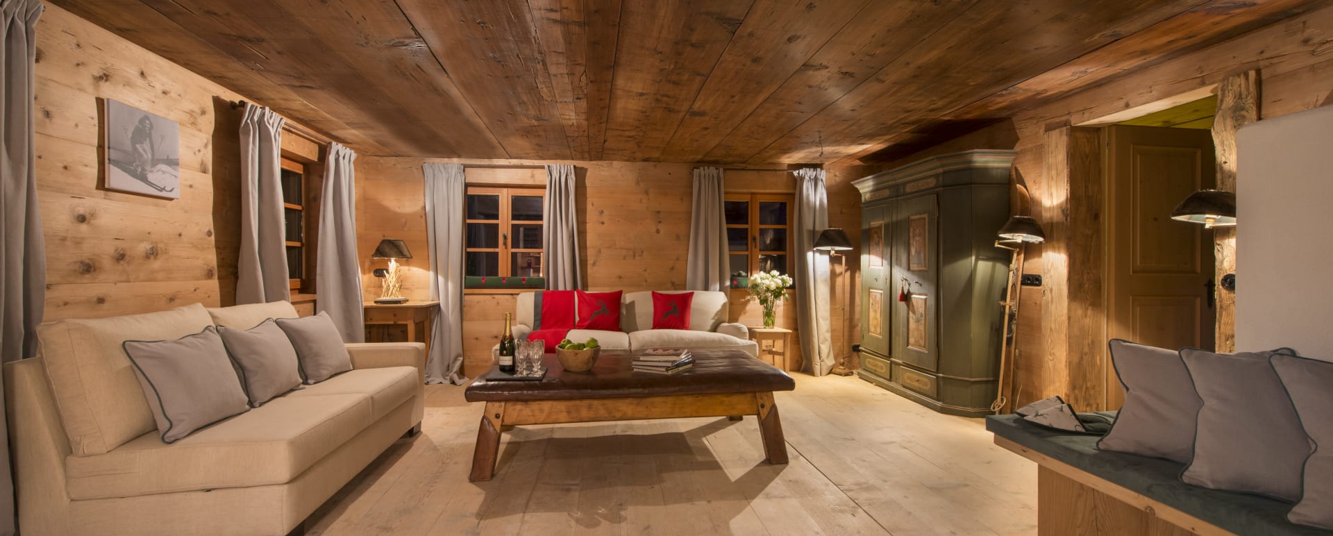 living room 