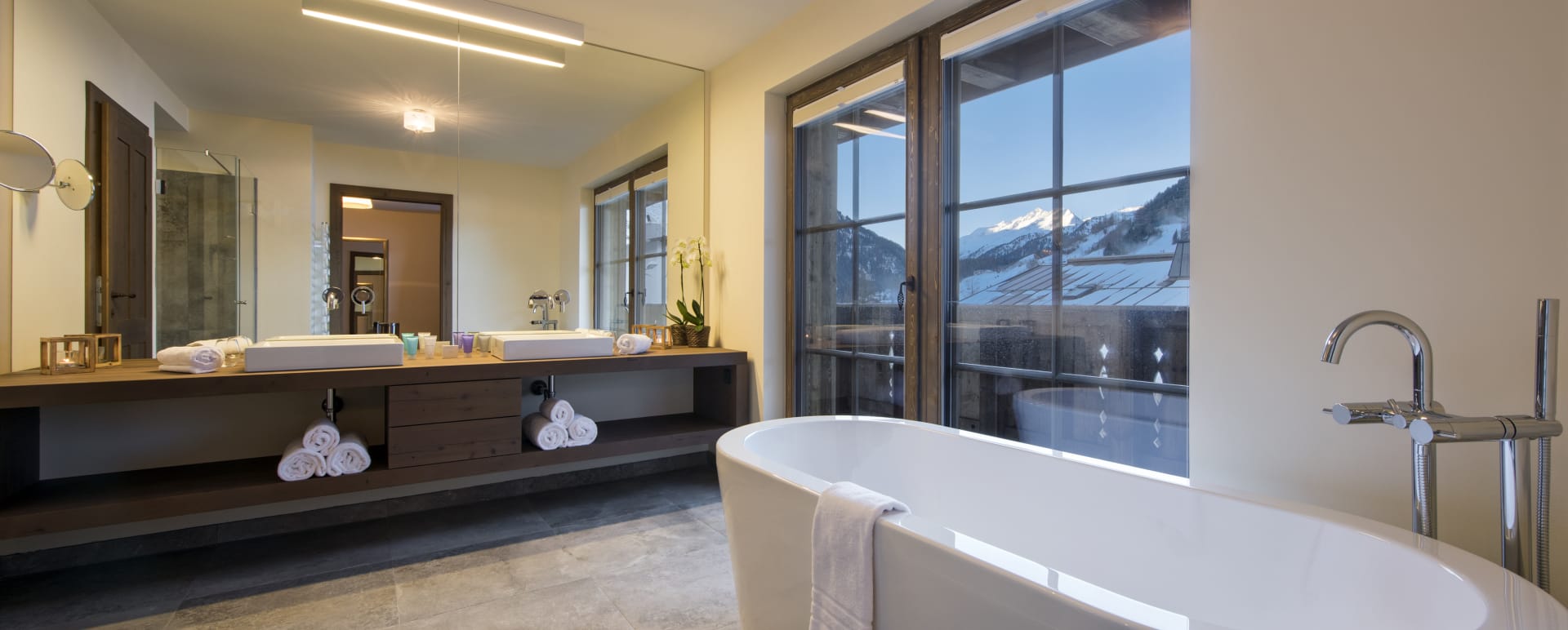 Kanzi Bathroom 