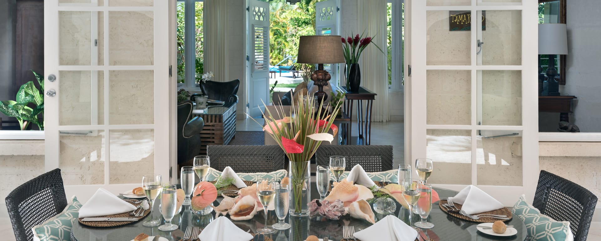 Dining on the patio of Tamarind Villa 