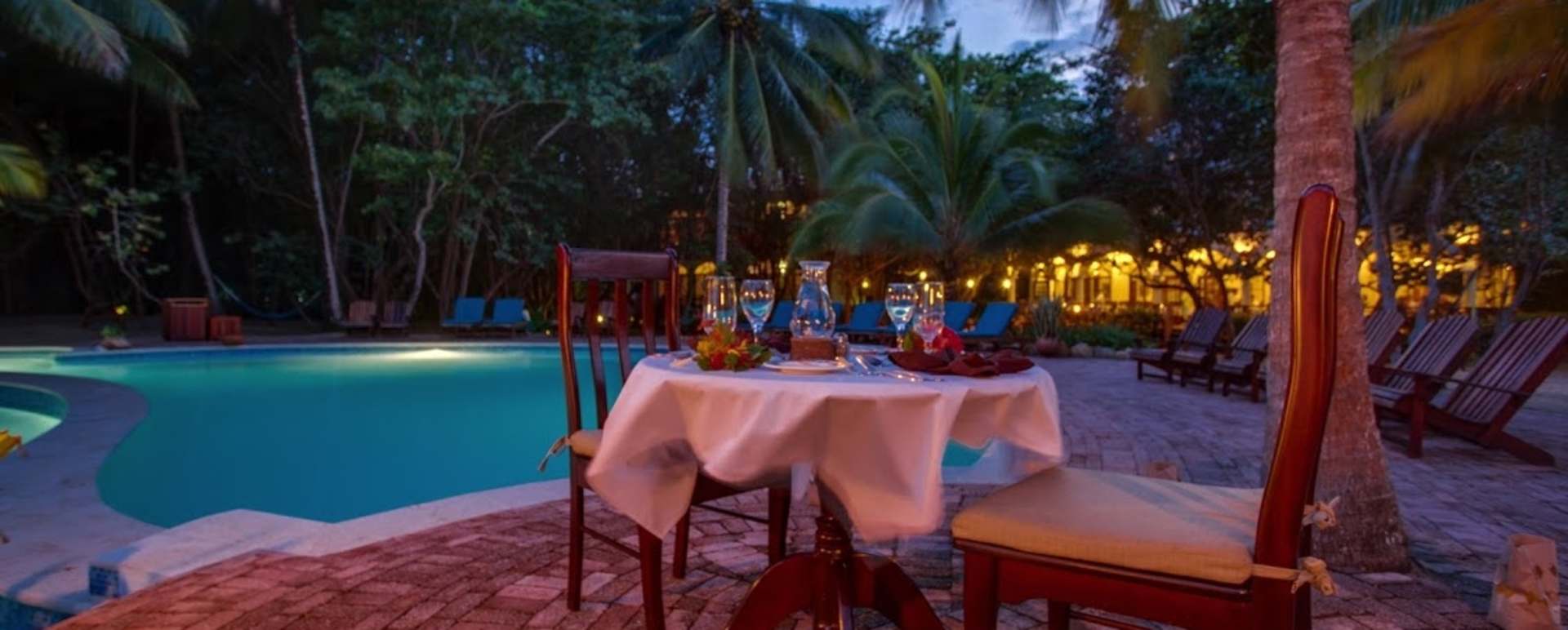 Romantic poolside dinner 