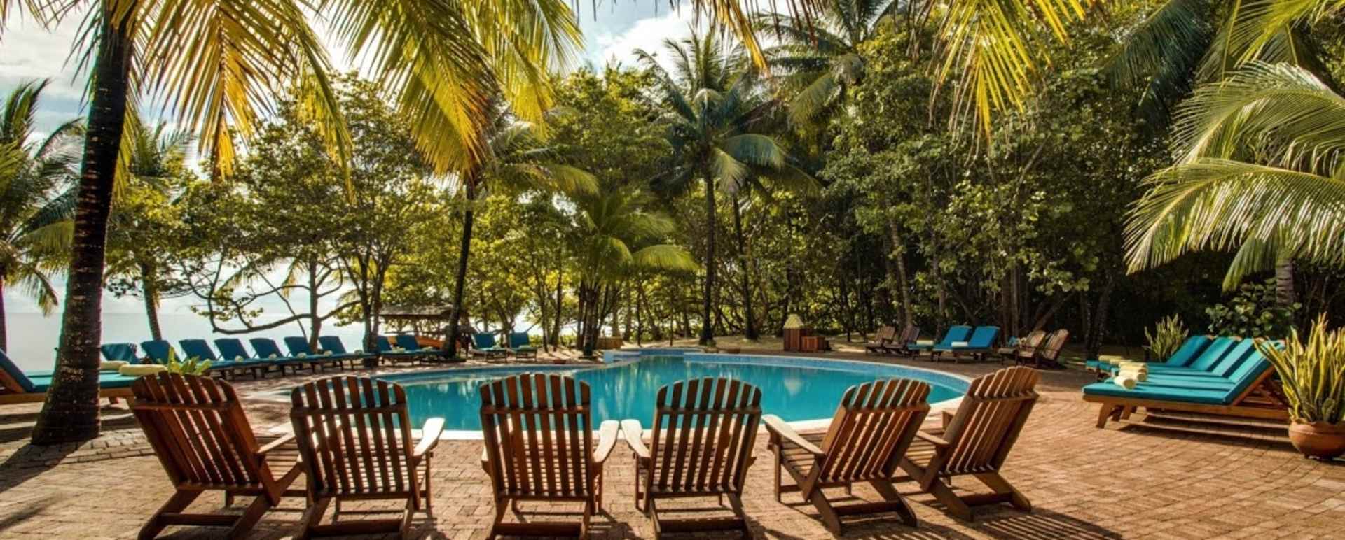Pool area 