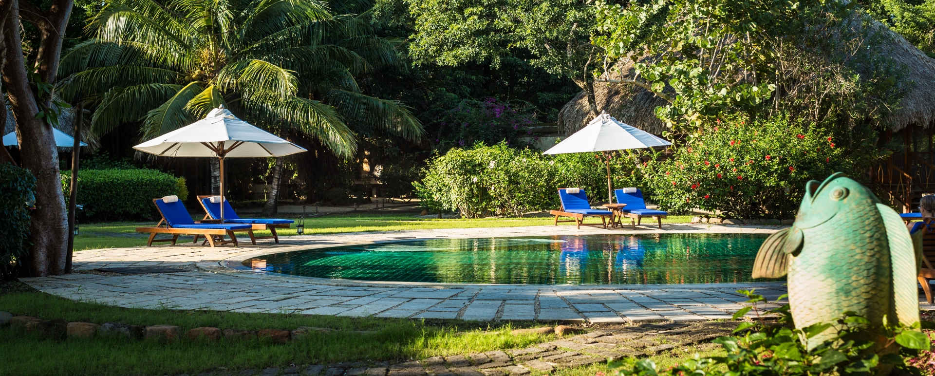 Pool - Turtle Inn