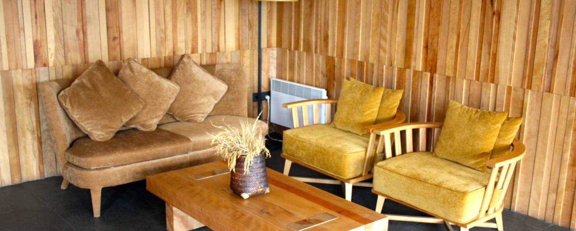 Lobby - Dhensa