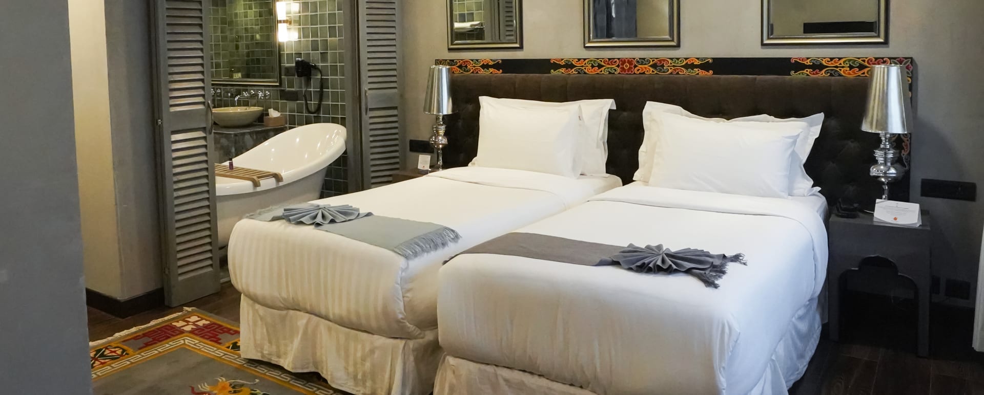 Twin Grey Room 