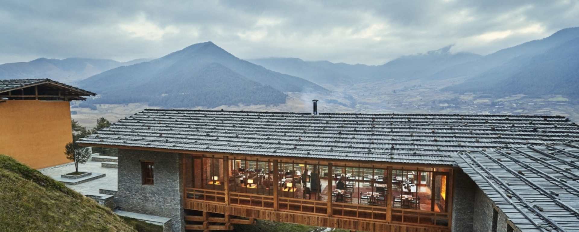 Six Senses Gangtey - Restaurant Exterior 