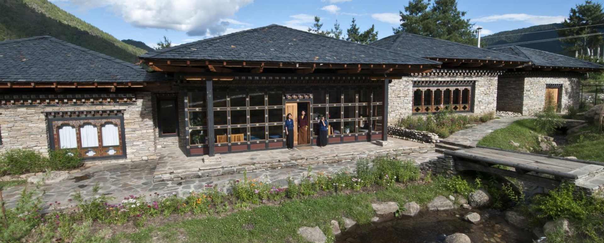 Spa - Zhiwa Ling