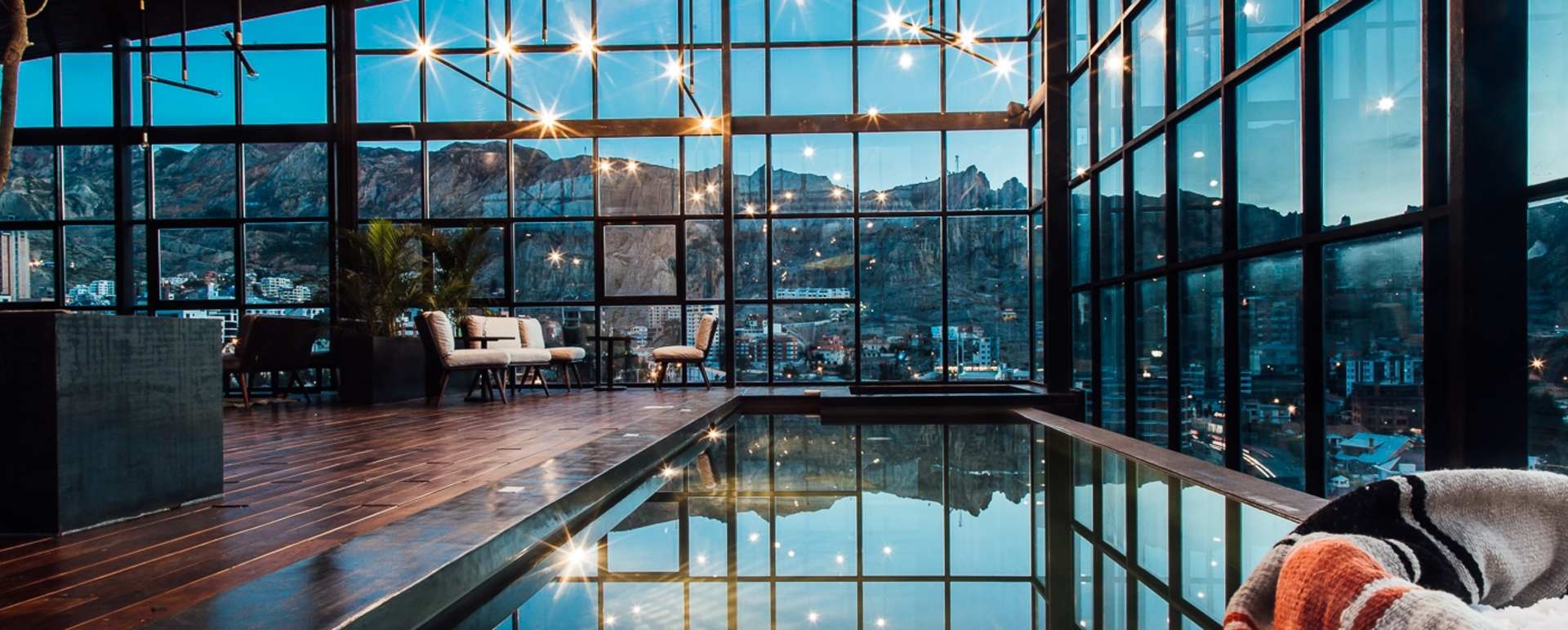 Bar and pool - Atix Hotel
