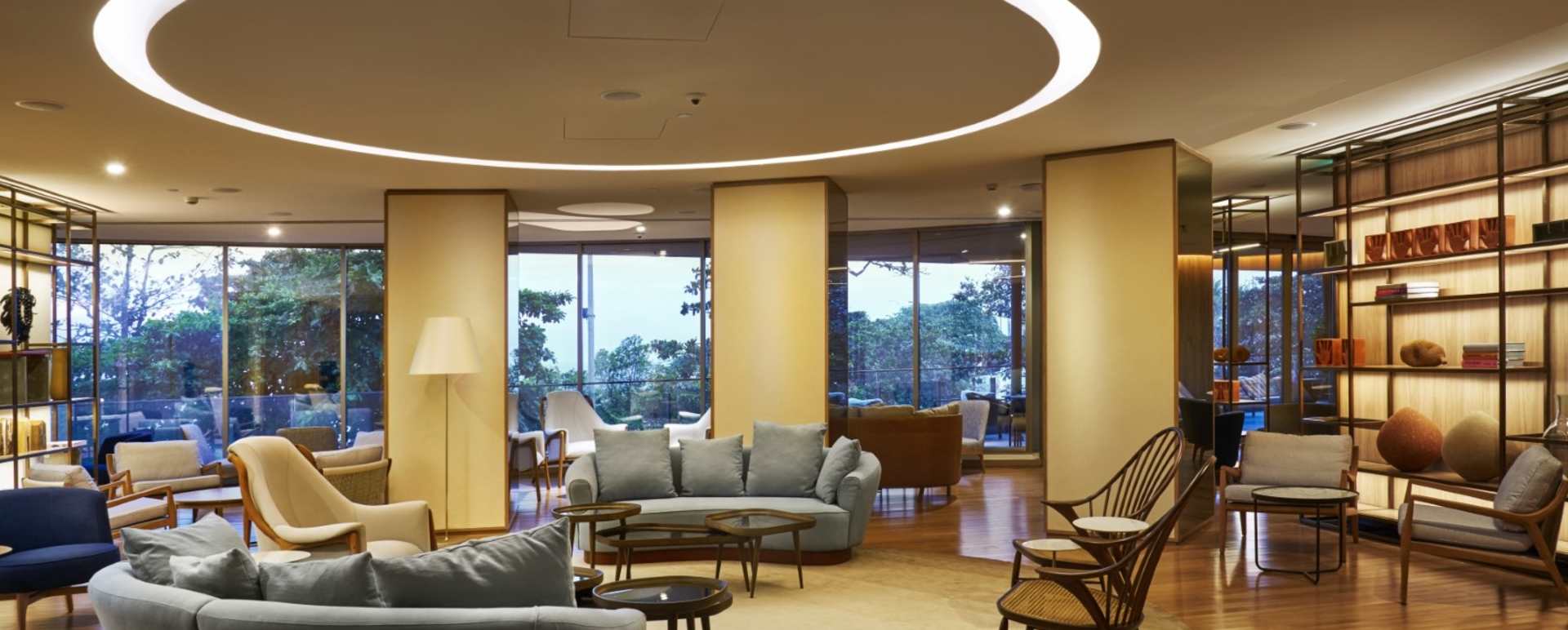 Fairmont Gold Lounge 
