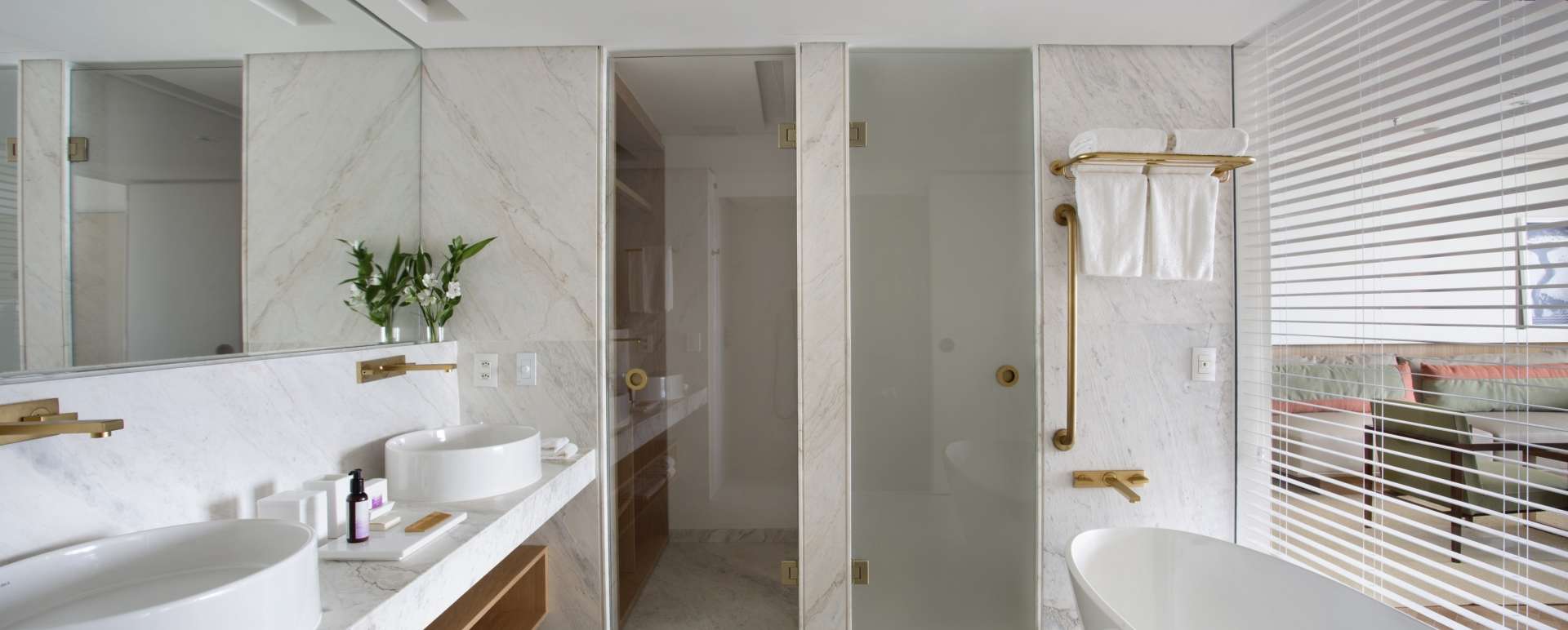 Bathroom - Hotel Emiliano Rio de Janeiro