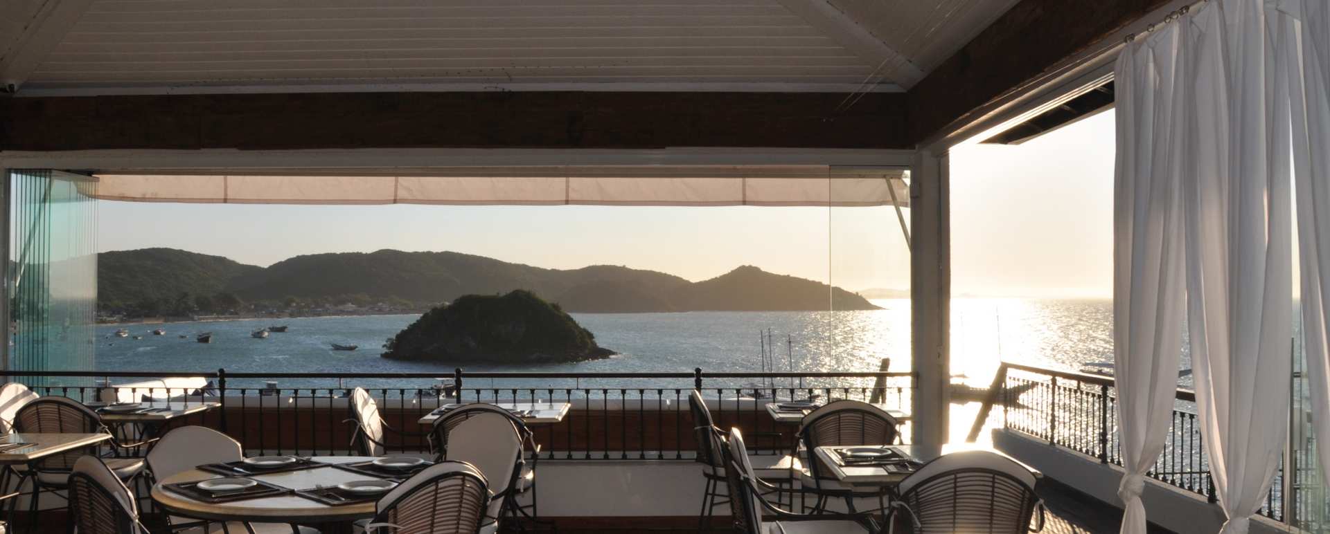 Restaurant views - Pousada Casas Brancas