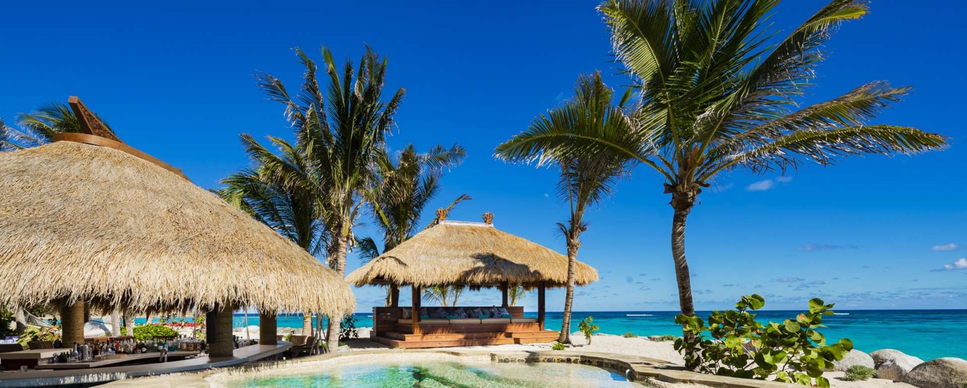 Beach Bar and Hot Tub 