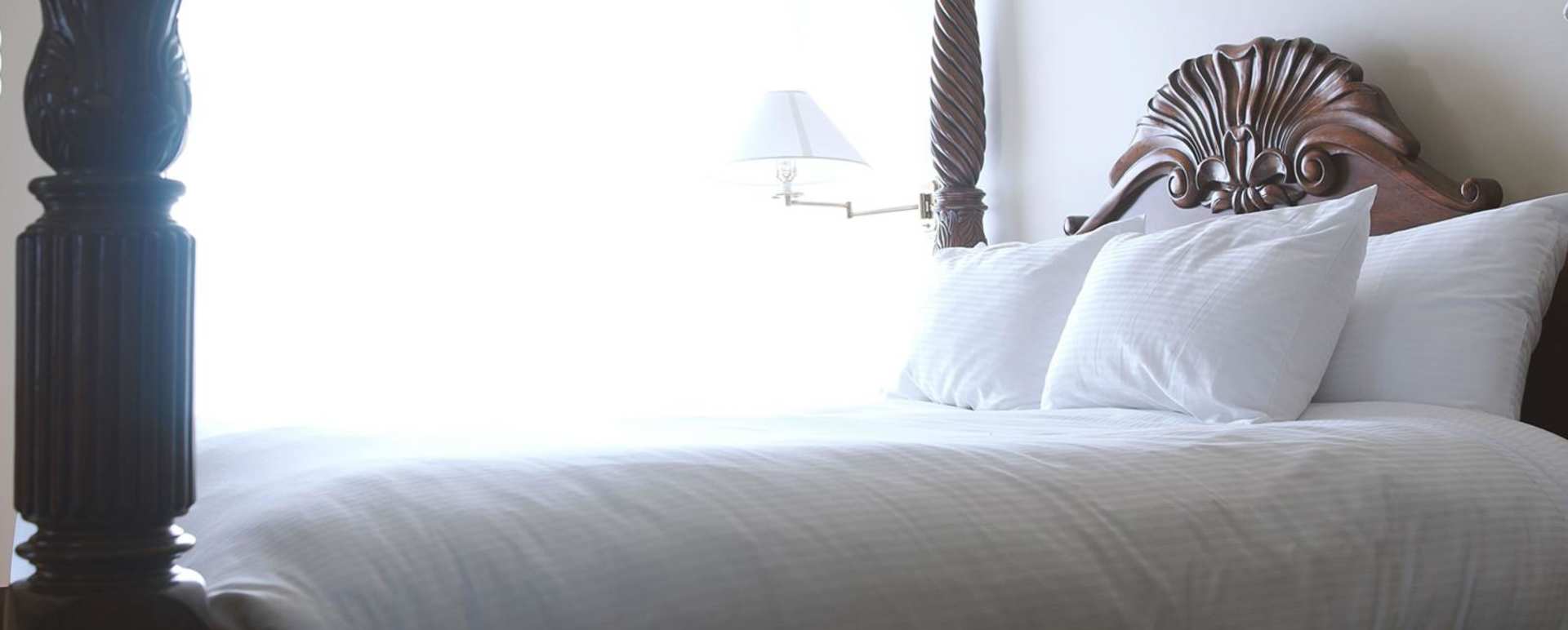 Suite Bedroom at Pillar and Post Inn